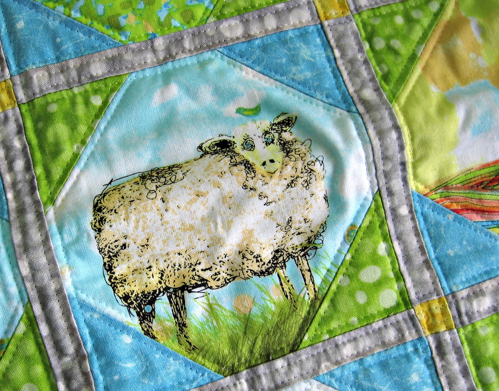 I Spy Moo! Returns close-up